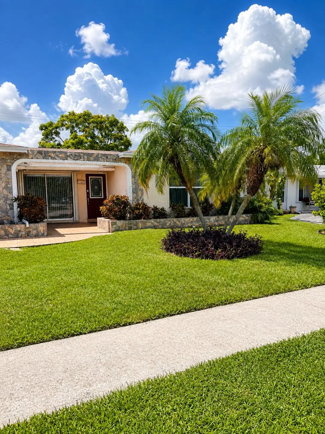 C68396AE-9E64-4985-A711-3F1BB12C4AC3 at 10720 NW 26TH Place, Sunrise
