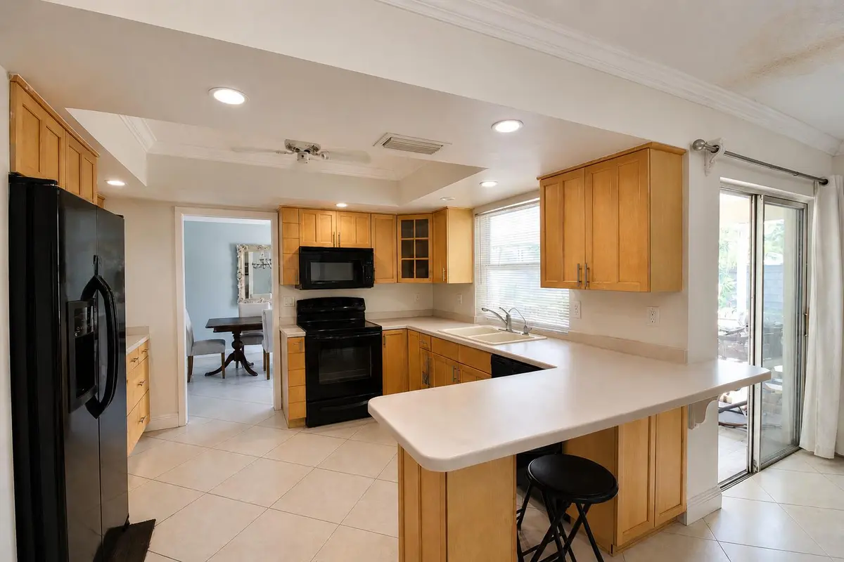 630 West Dr kit at 630 WEST Drive, Delray Beach