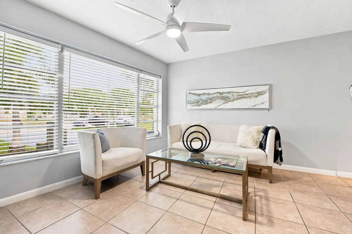 7__jjl8497 at 2610 NE 8th Avenue, Pompano Beach