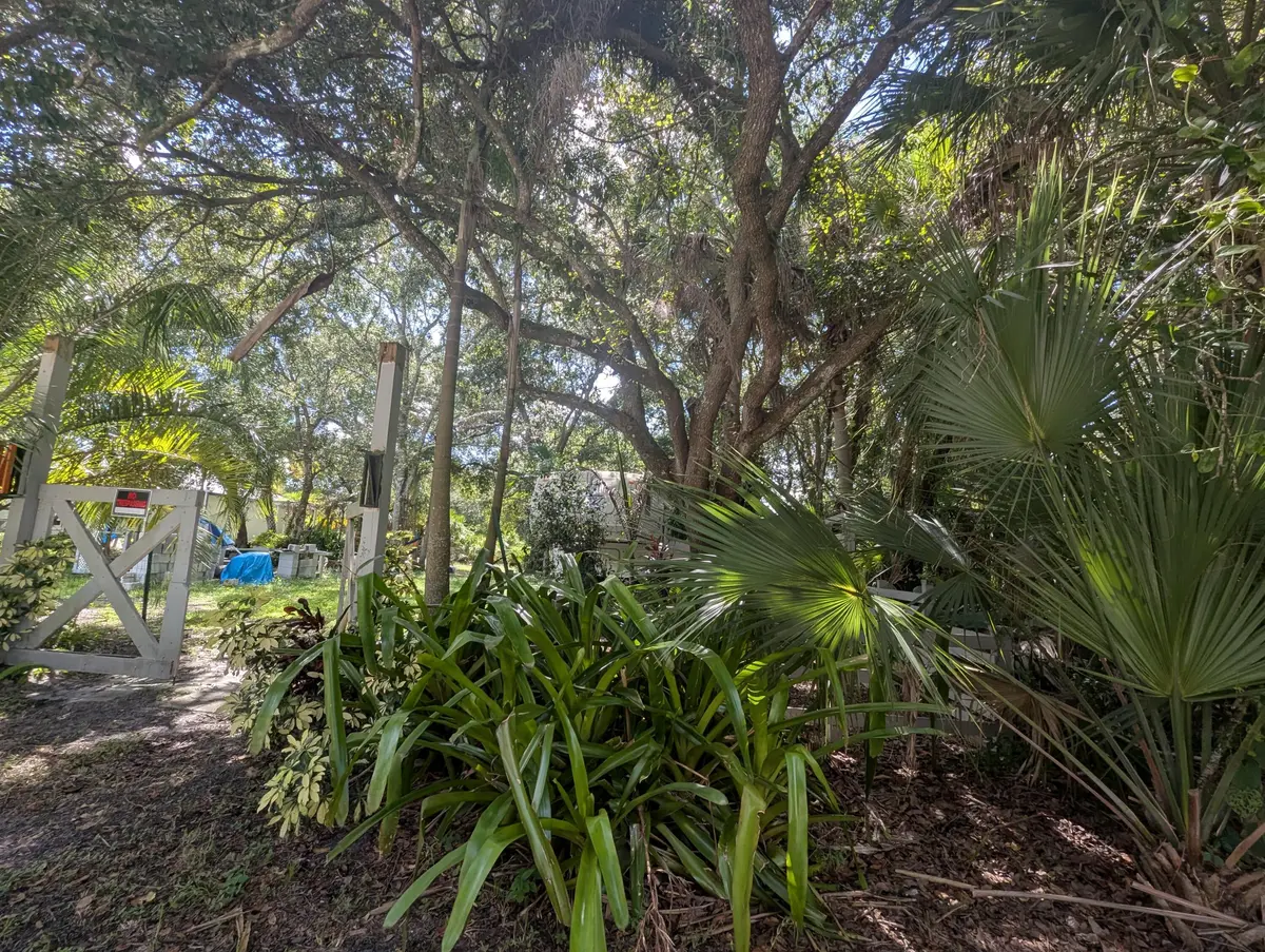 PIC 2 at 8835 104TH Court, Vero Beach