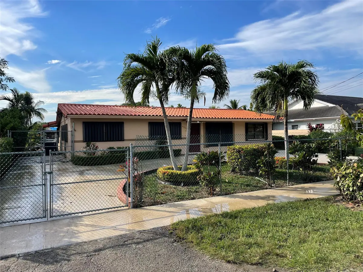Photo 1 at 4900 SW 103RD Place 1, Miami