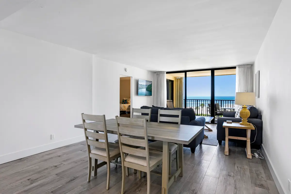 Dining Area at 300 Ocean Trail Way 510, Jupiter