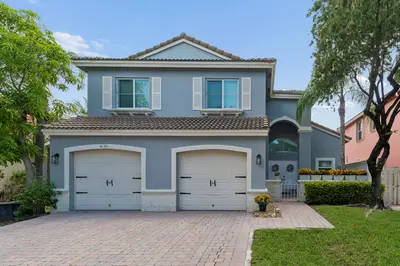 4176 Torres Circle, West Palm Beach – Single Family Residence for sale