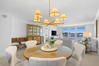 511 BAYSHORE Drive 408, Fort Lauderdale – Condominium for rent
