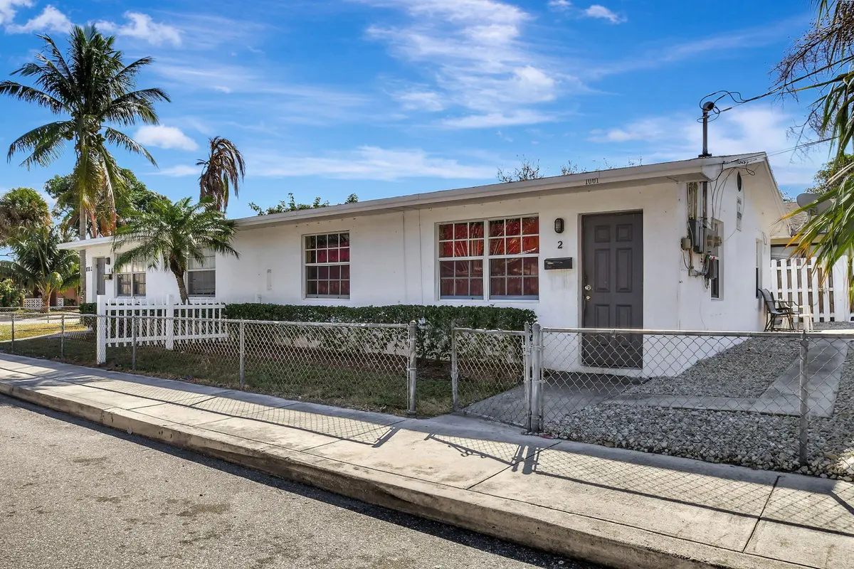 2-web-or-mls-DSC_9627 at 1001 S L Street 1 & 2, Lake Worth Beach