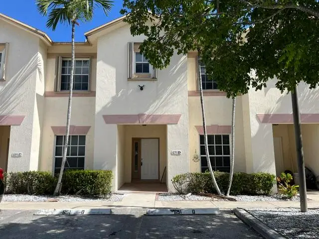 IMG_4519 at 651 S SWINTON Avenue D, Delray Beach
