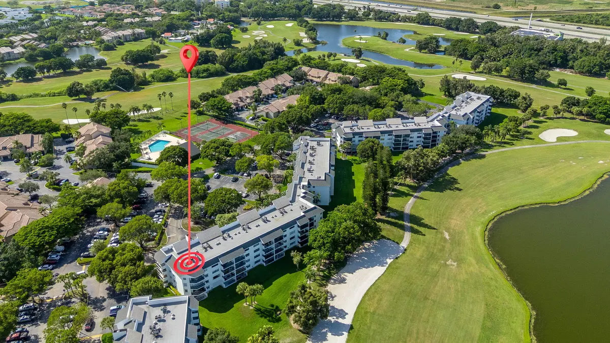 Fairways Corner dot view at 16141 W BLATT Boulevard 413, Weston