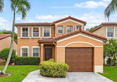 4303 NW 1ST Drive, Deerfield Beach – Single Family Residence for rent