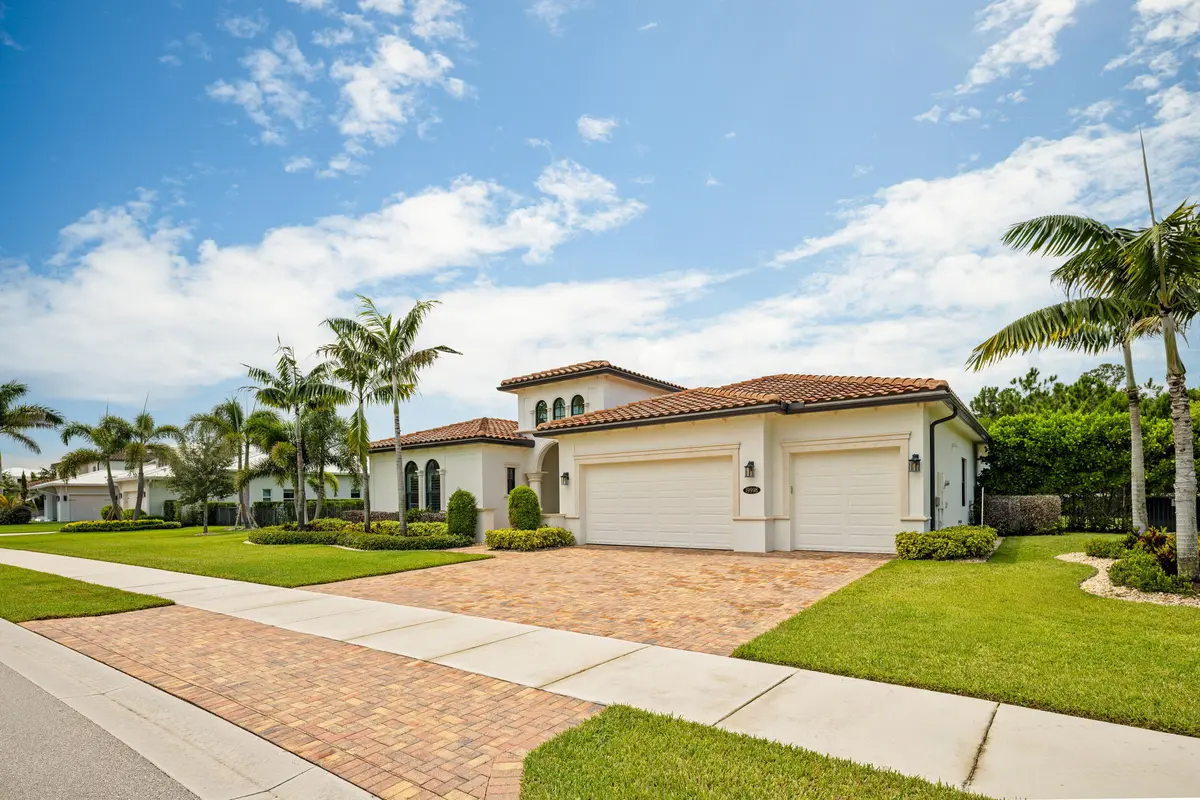 Front Exterior at 19998 SE Gallberry Drive, Jupiter