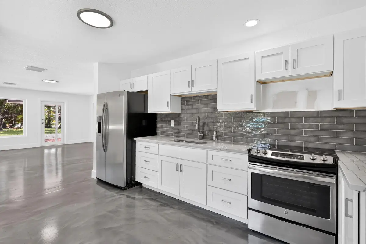 16-web-or-mls-5P1A1285 at 5327 St Lucie Boulevard, Fort Pierce