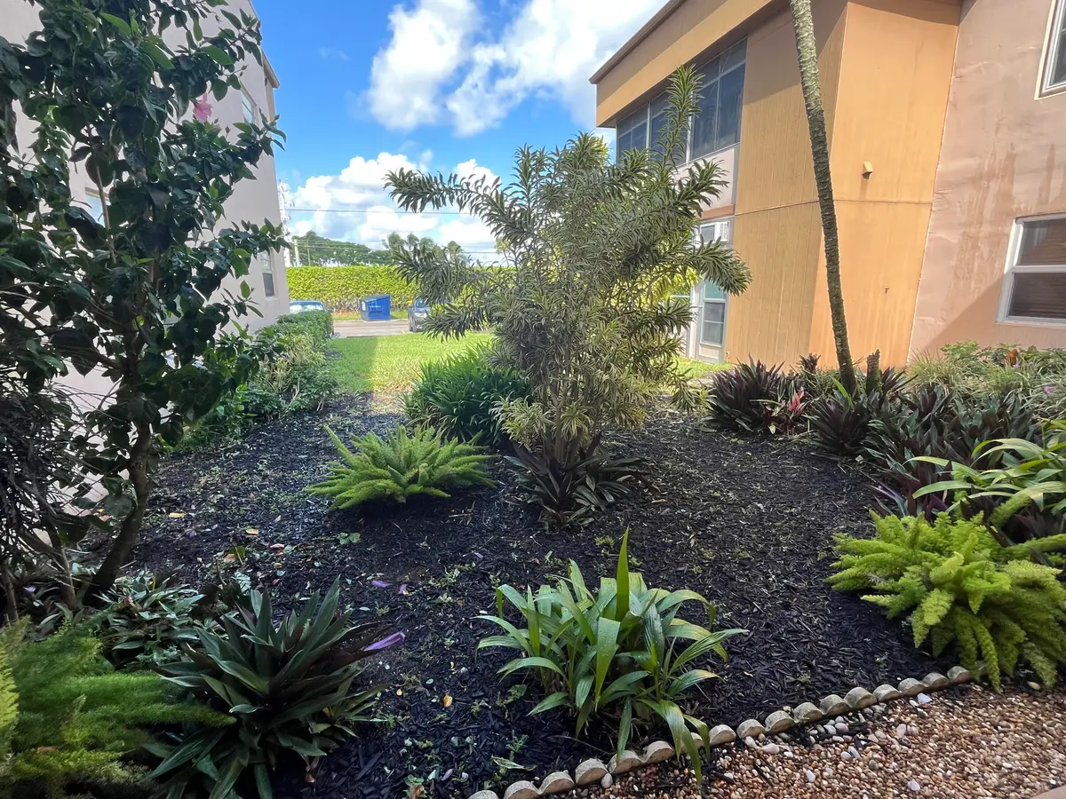 Garden at 7 FLANDERS A, Delray Beach