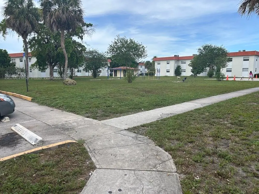 COMMUNITY PLAYGROUND-SMALL at 405 SW 13TH Place 119, Deerfield Beach
