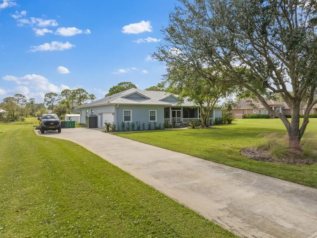 DJI_20241108124047_0220_D at 10611 Pine Needle Drive, Fort Pierce