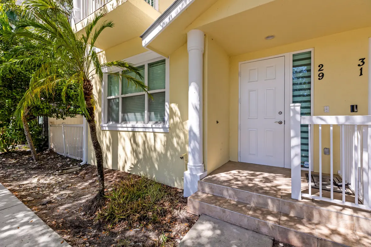 29-25 at 29 NE 24TH Avenue 29, Pompano Beach