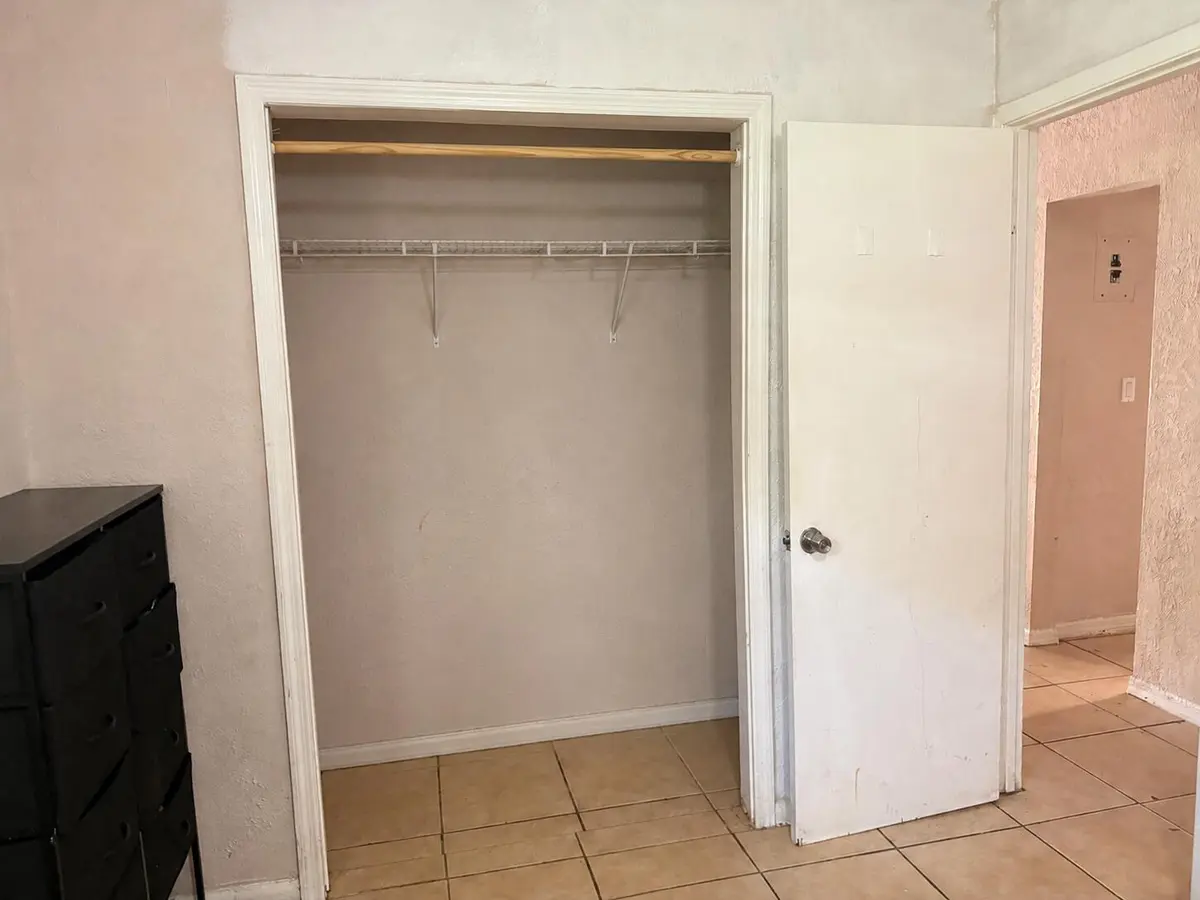 efb1d9bb-adf6-408b-bcb3-67385b901ece at 1807 Douglas Street, Lake Worth Beach