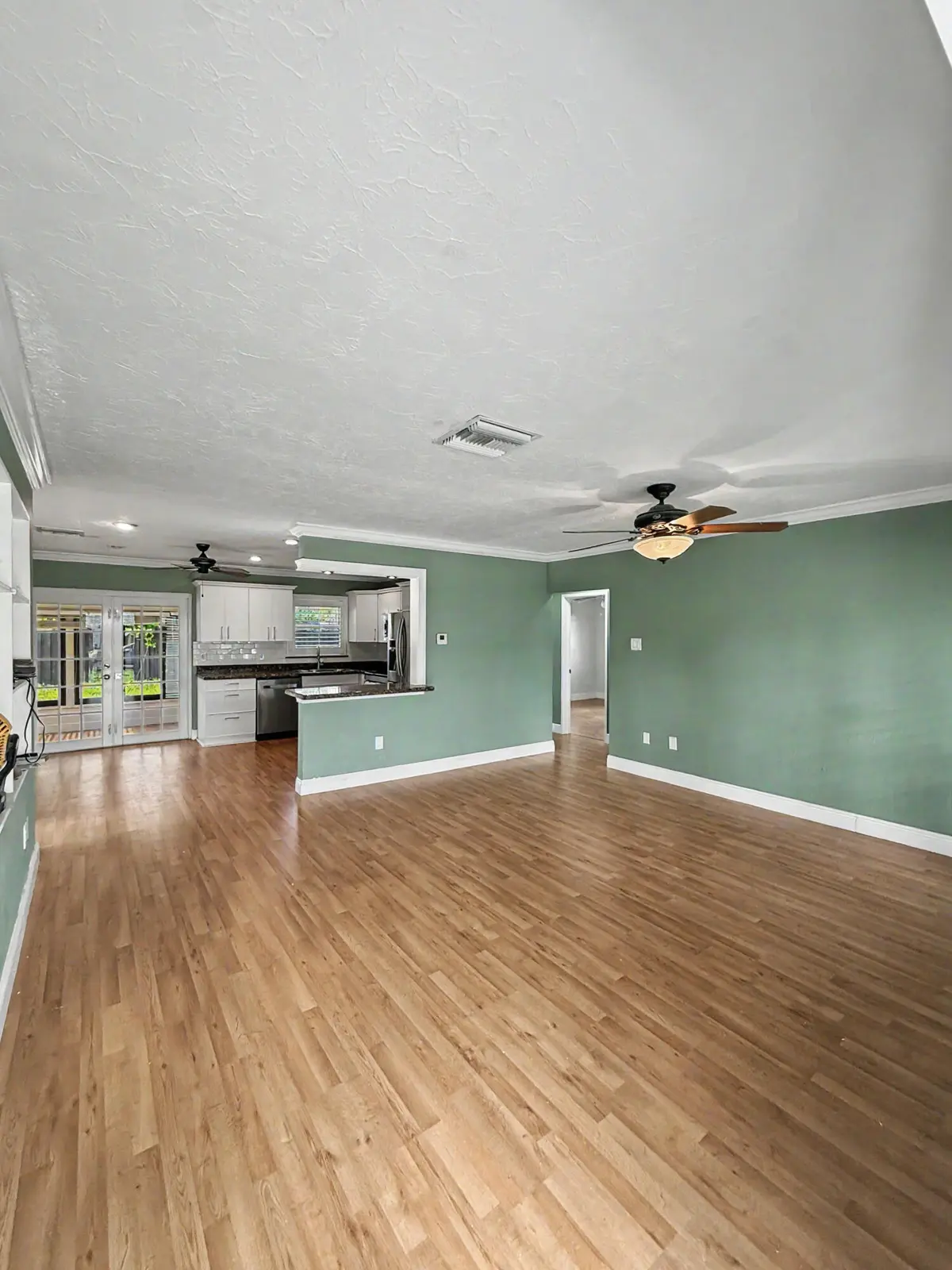IMG_5512 at 150 SE 5TH Court, Pompano Beach