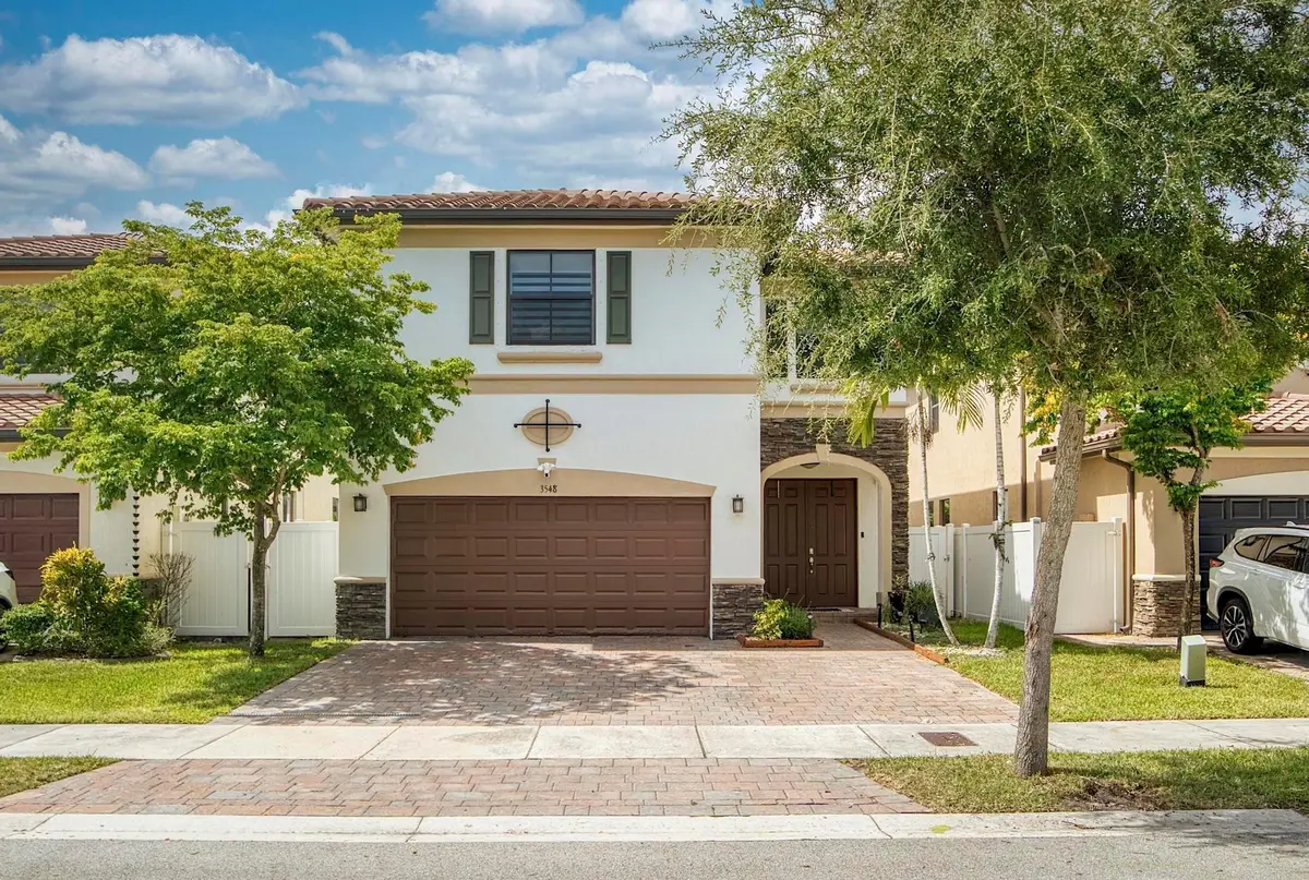 Photo 1 at 3548 W 88TH Street, Hialeah
