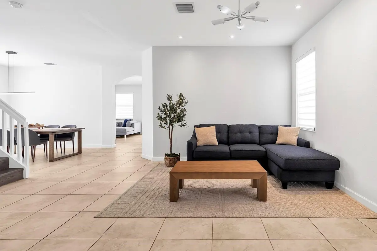 Photo 5 at 3548 W 88TH Street, Hialeah