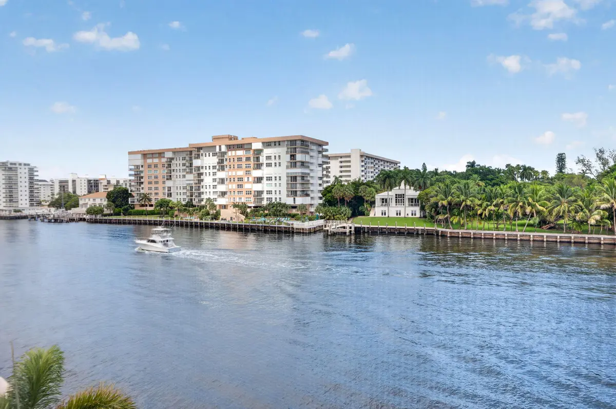 27-web-or-mls-699A3145 at 3100 NE 48TH Court 409, Lighthouse Point