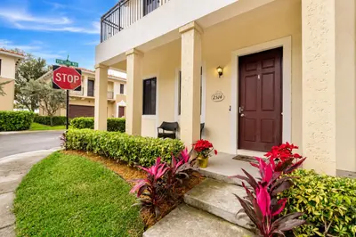 2514 VENETIAN Court 2514, Boynton Beach – Townhouse for sale
