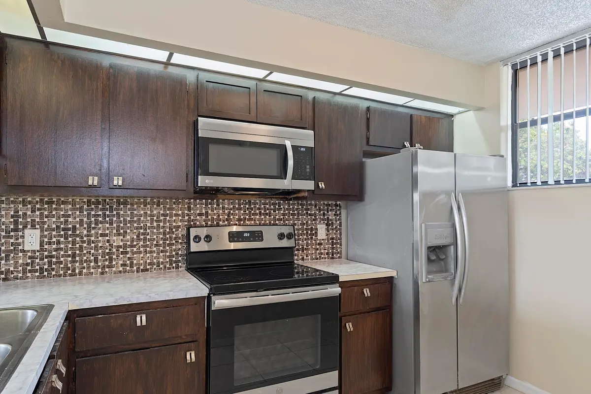 _JML8861 at 112 LAKE EMERALD Drive 209, Oakland Park