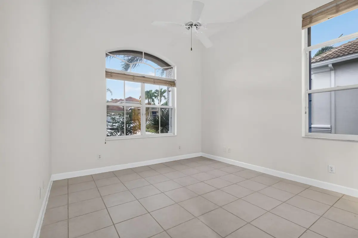 front bedroom 2 at 6842 Fairway Lakes Drive, Boynton Beach