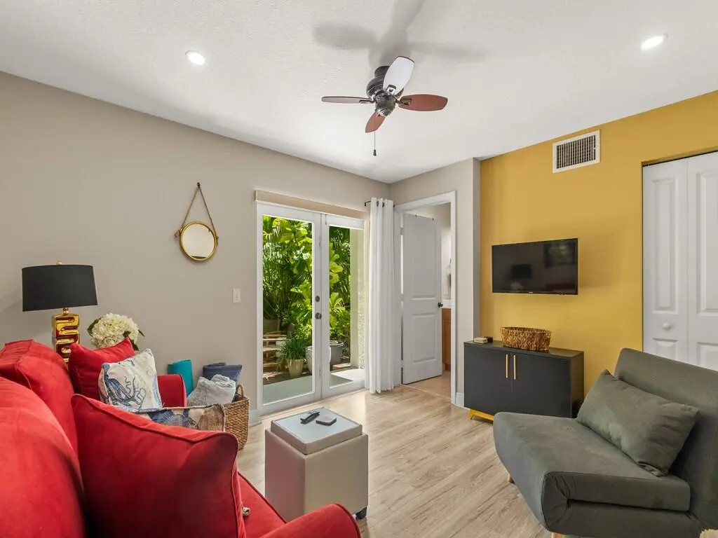 Living Room at 1640 42nd Square 103, Vero Beach
