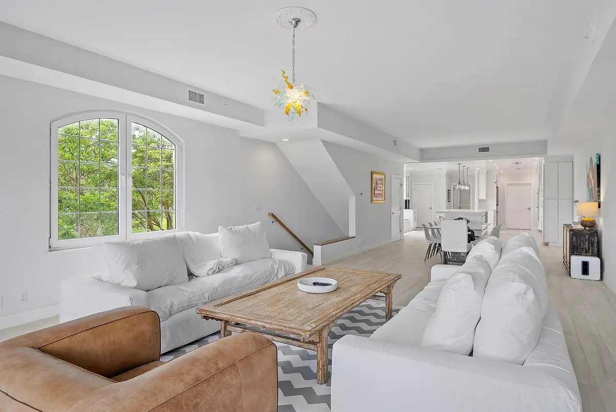 Living area at 2050 S HIGHWAY A1A 5, Jupiter