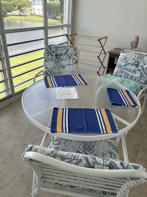 Outdoor dining at 3025 Ainslie B Drive, Boca Raton