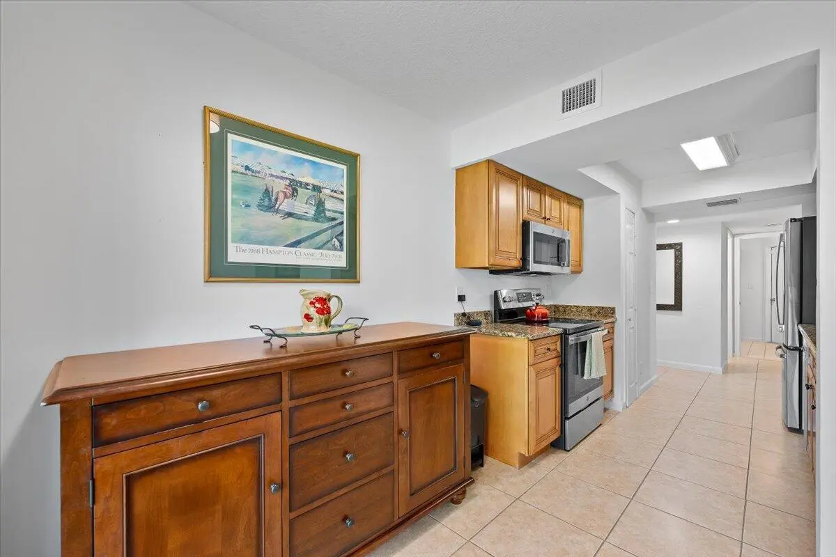 Kitchen at 12660 Shoreline Drive 1A, Wellington
