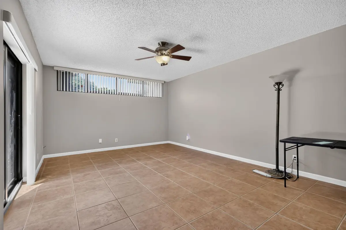 3-web-or-mls-_14A4172 at 3659 VICTORIA Drive, West Palm Beach