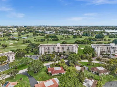 2950 N Palm Aire Drive 607, Pompano Beach – Condominium for sale