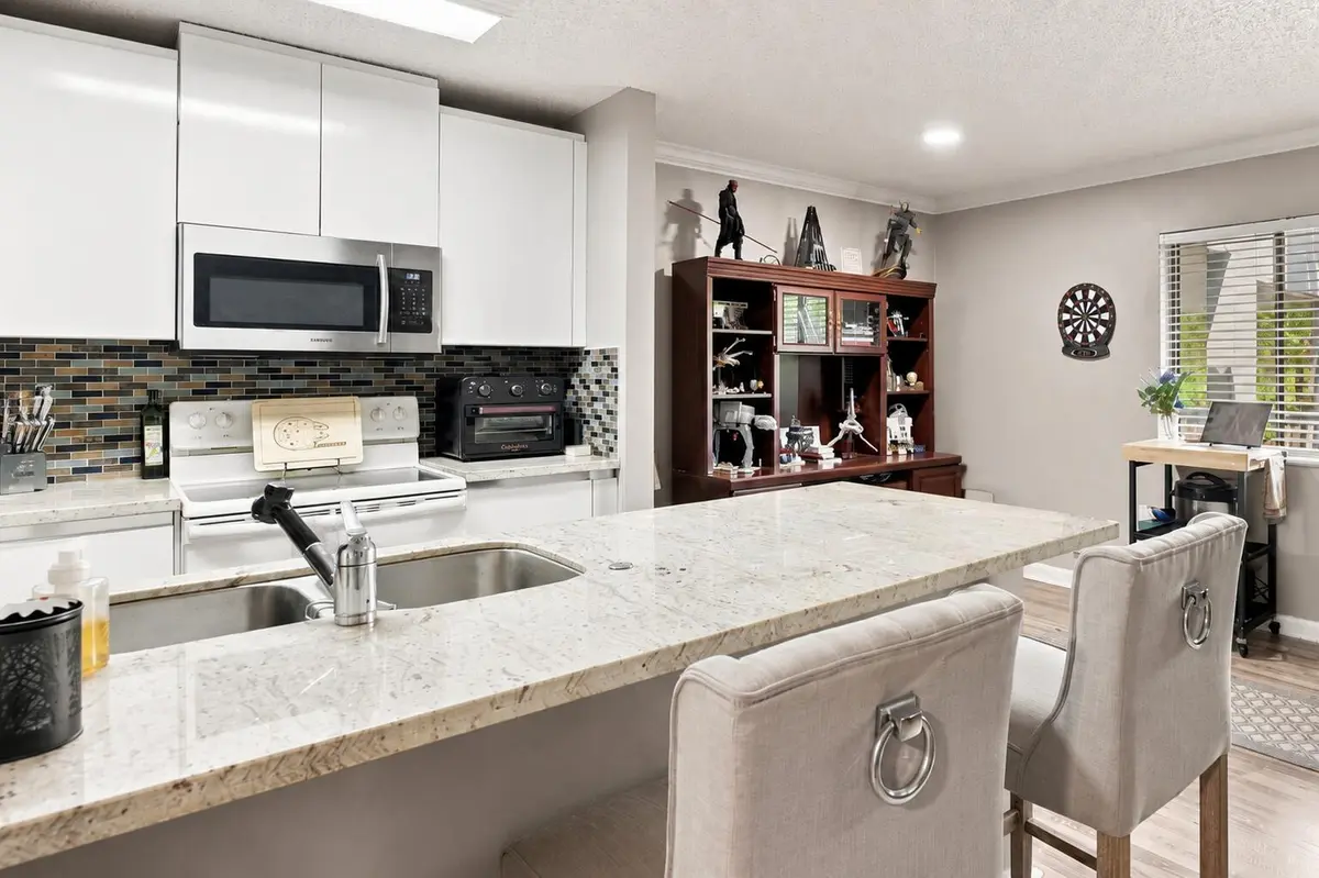 Kitchen at 711 FOREST CLUB Drive 119, Wellington