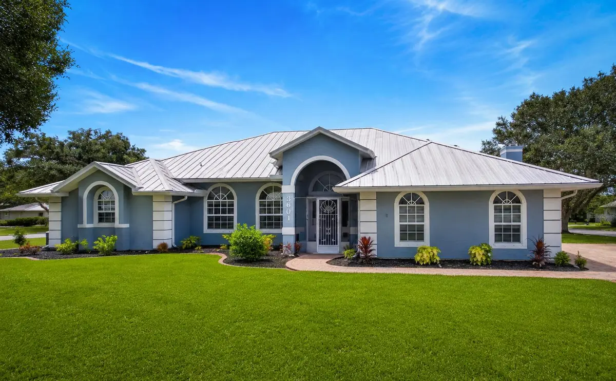 Front at 3601 Cottonwood Drive, Fort Pierce