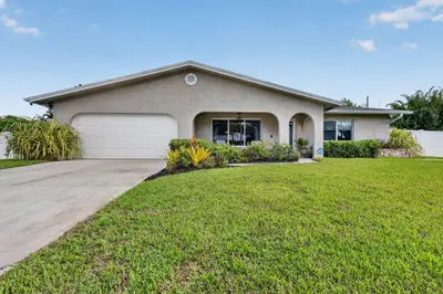 2381 SE Delano Road, Port St. Lucie – sold