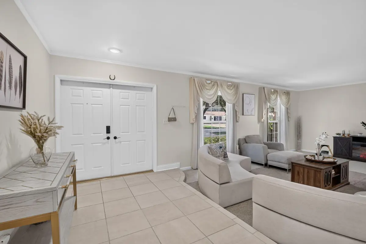 6-web-or-mls-_A7A1245 at 7241 NW 5TH Court, Plantation