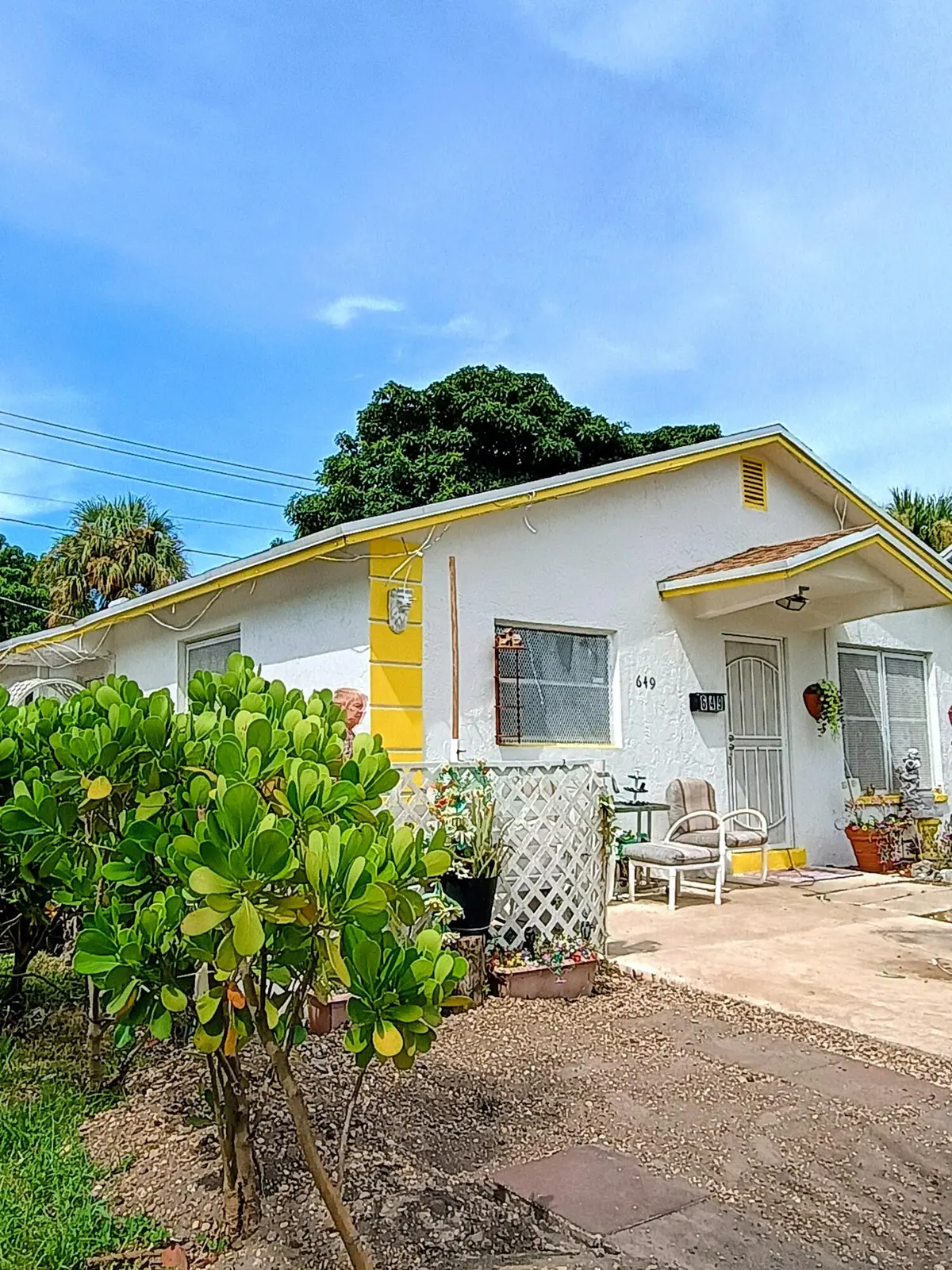 Side view at 649 58TH Street, West Palm Beach