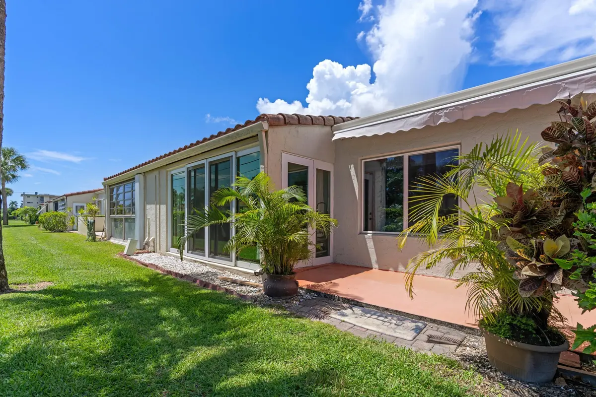 edits-25.jpg-SMALL at 2534 Boundbrook Drive 115, West Palm Beach