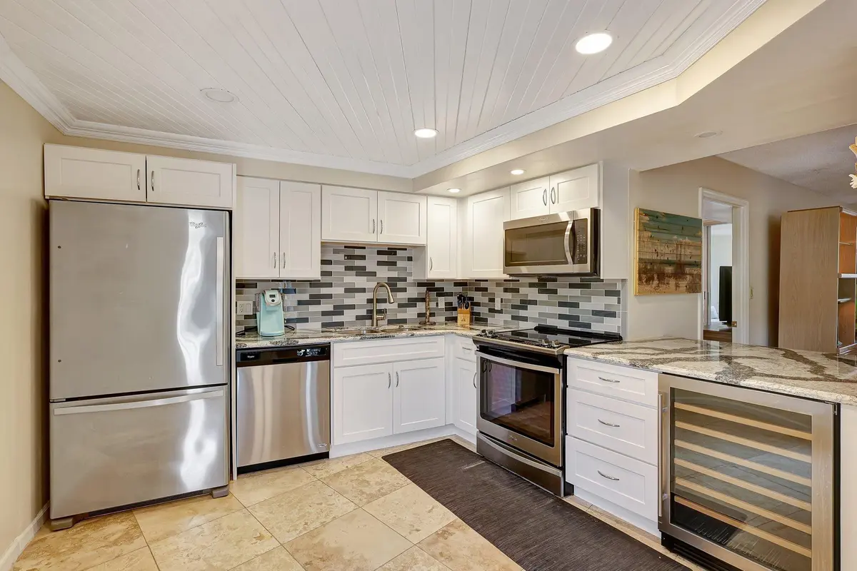 33-web-or-mls-5P1A5217 at 1357 NE Ocean Boulevard 318, Stuart