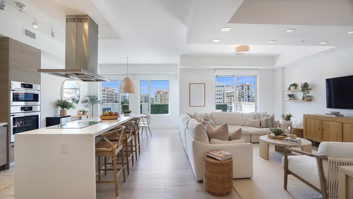 601 Boca Raton | Great Room at 155 E Boca Raton Road 601, Boca Raton
