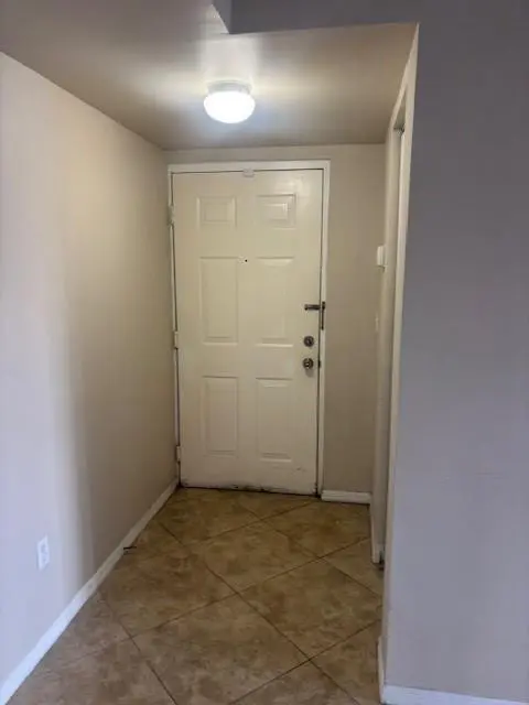 Photo 2 at 2620 S University Drive Apt 306, Davie
