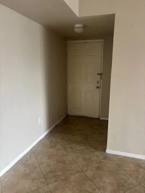 Photo 4 at 2620 S University Drive Apt 306, Davie