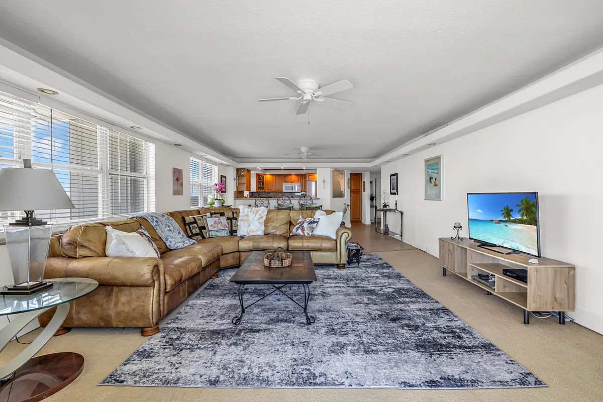 AB-43 at 3000 S OCEAN Boulevard 1106, Boca Raton