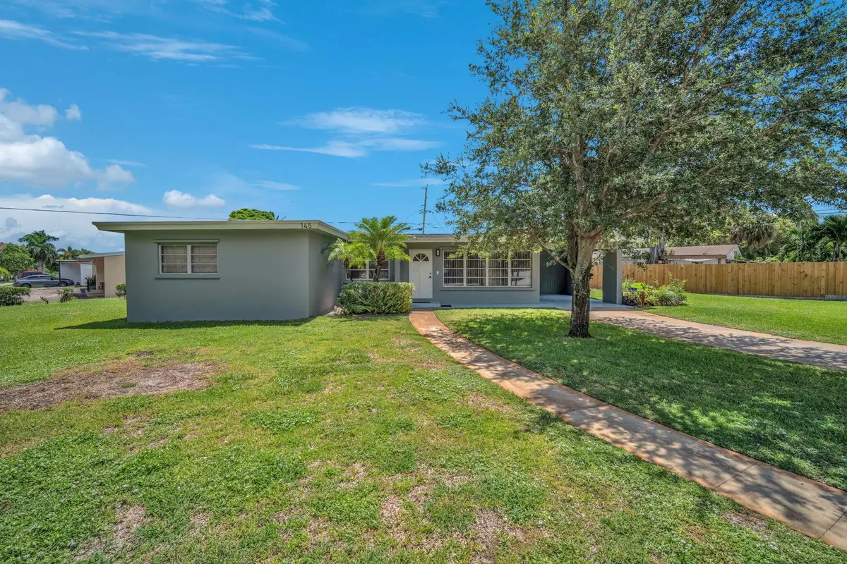 30-web-or-mls-DSC05757 at 145 Greenbrier Drive, Palm Springs