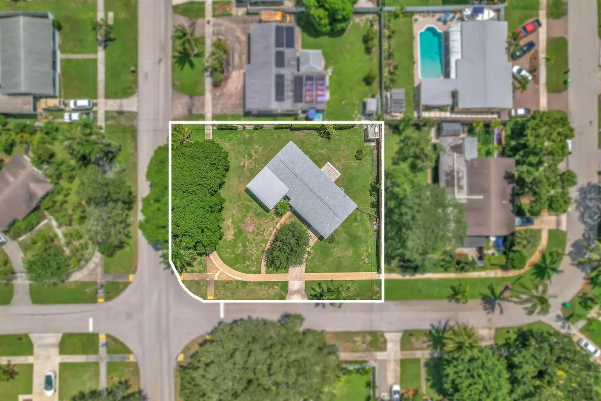 15-web-or-mls-DJI_0848_1 at 145 Greenbrier Drive, Palm Springs