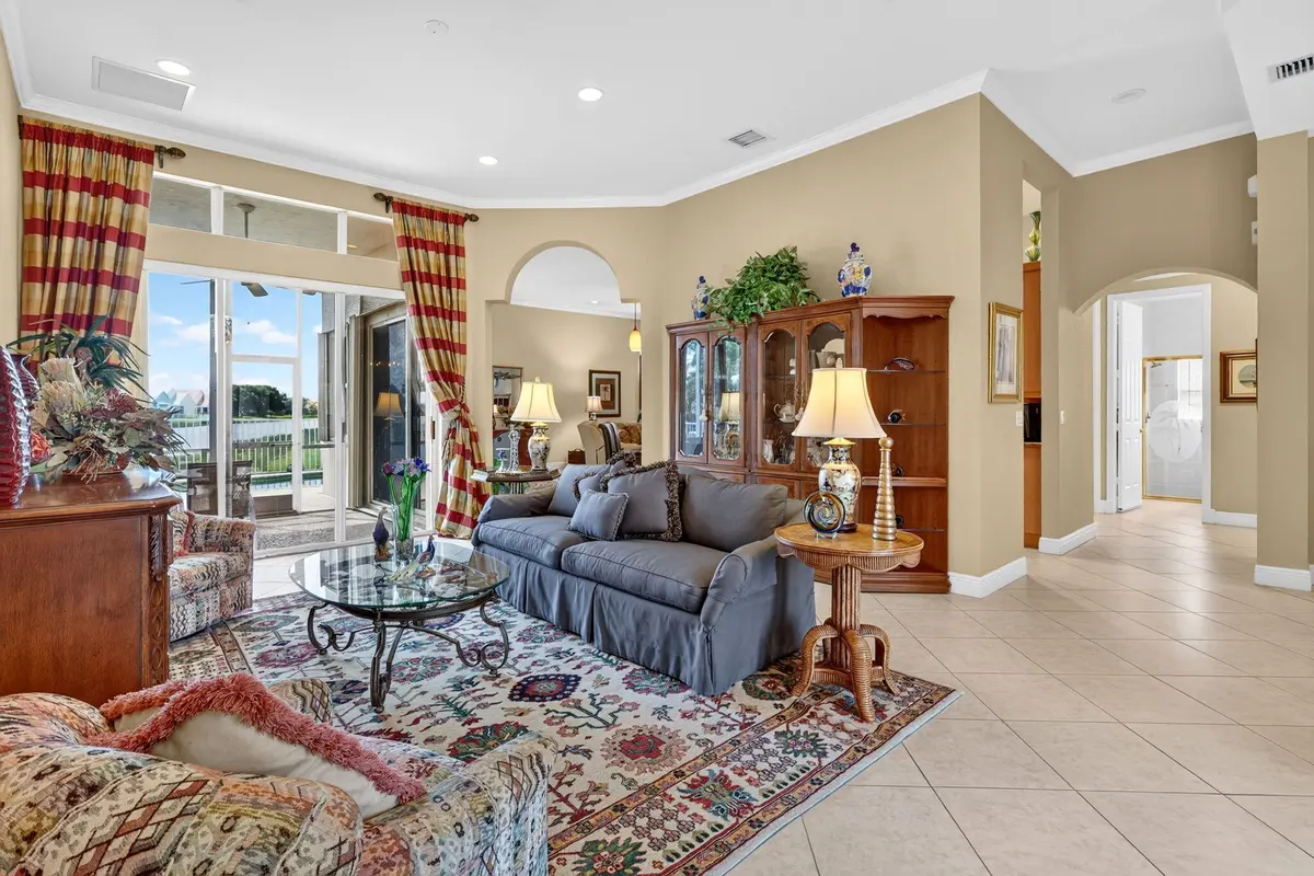 10-web-or-mls-5P1A2173 at 303 NW BAYSIDE Court, Port St. Lucie