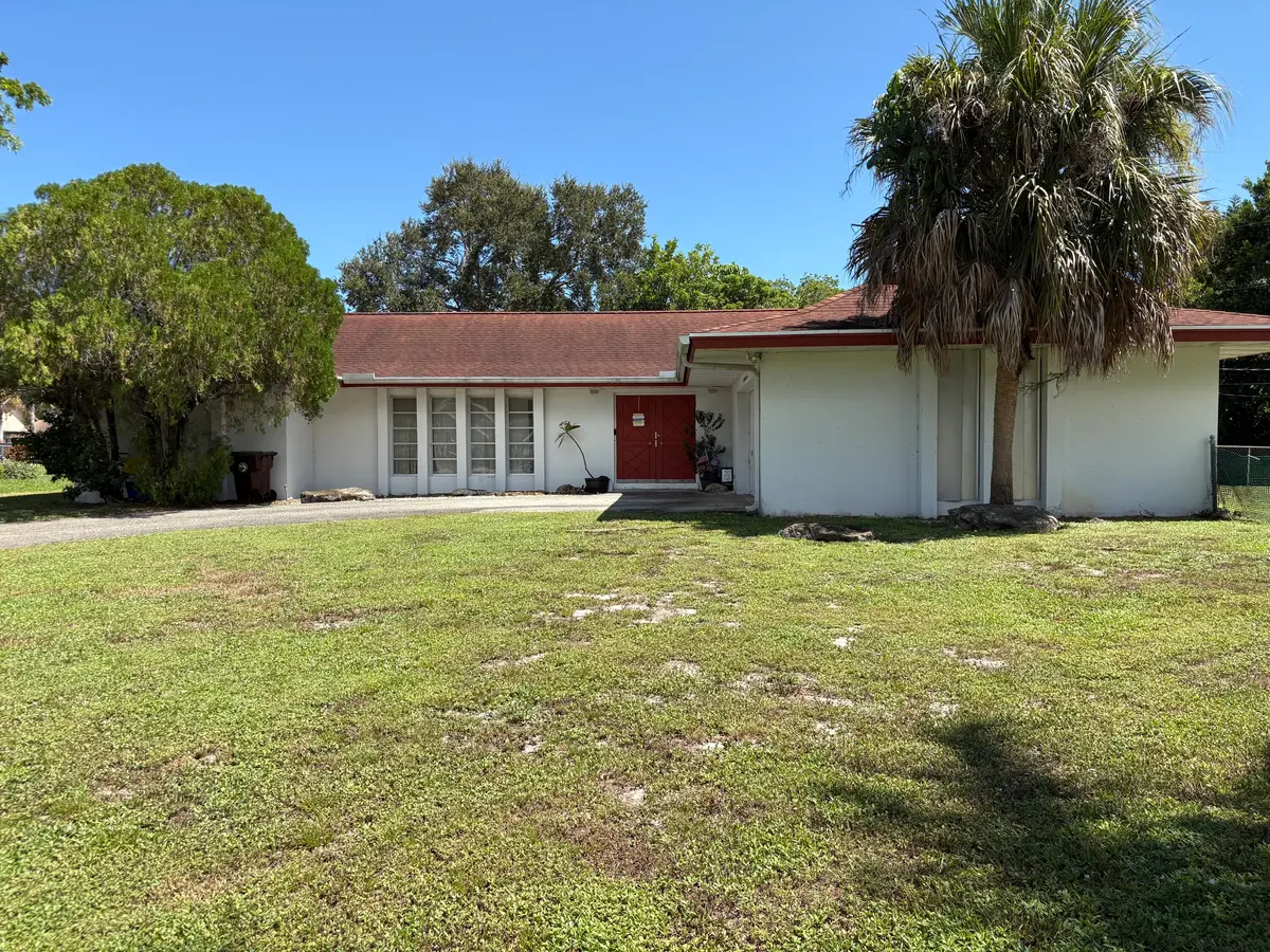 IMG_1505 at 8432 Waterway Drive, Lake Clarke Shores