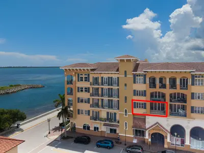 20 ORANGE Avenue 306, Fort Pierce – Condominium for sale