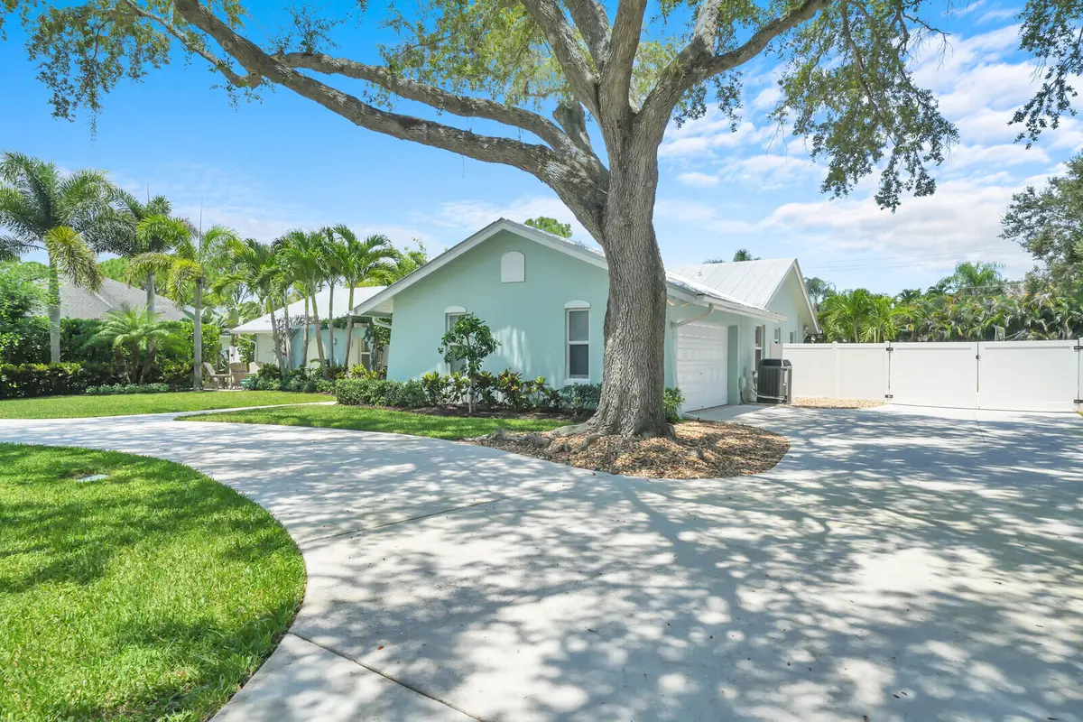05_DSC02572_mls at 6176 EAGLES NEST Drive, Jupiter