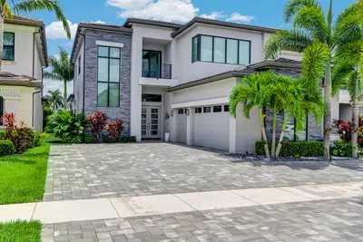 9046 CHAUVET Way, Boca Raton – sold